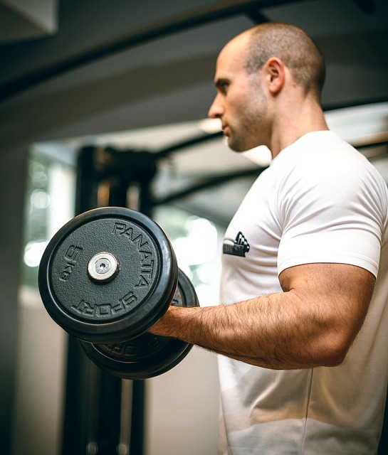 el entrenar fuerza mejora la salud